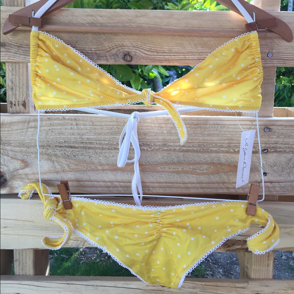 Pin up girl bikini 👙